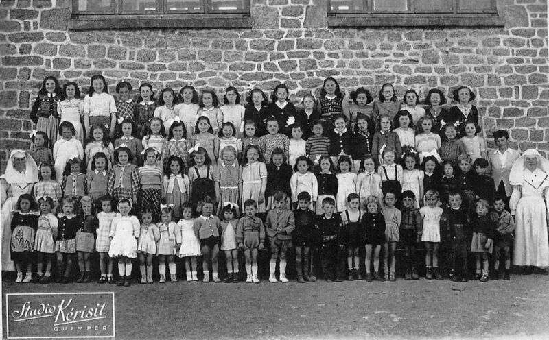 EcoleSteMarie1949-1950.jpg