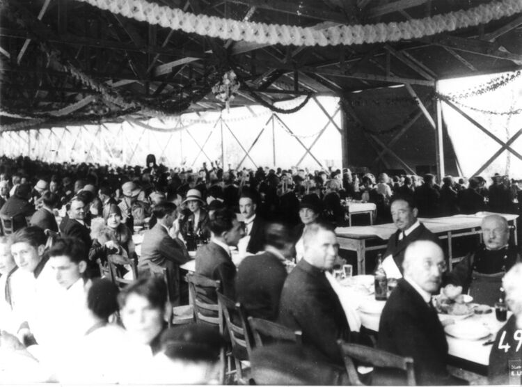 1929OdetBolloré-01.jpg